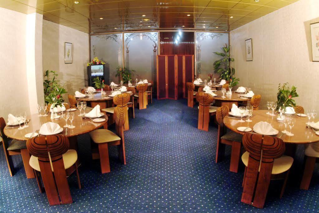 Dammam Hotel Exterior foto